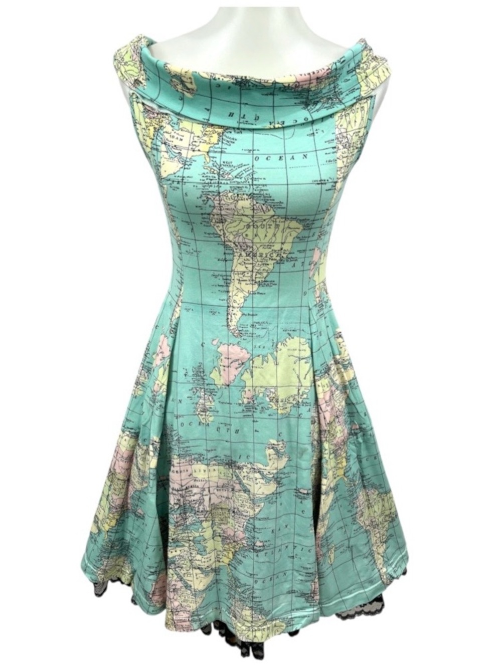 Effie’s Heart Modcloth Retro Mod Off Shoulder Kiki Dress Vintage World Map